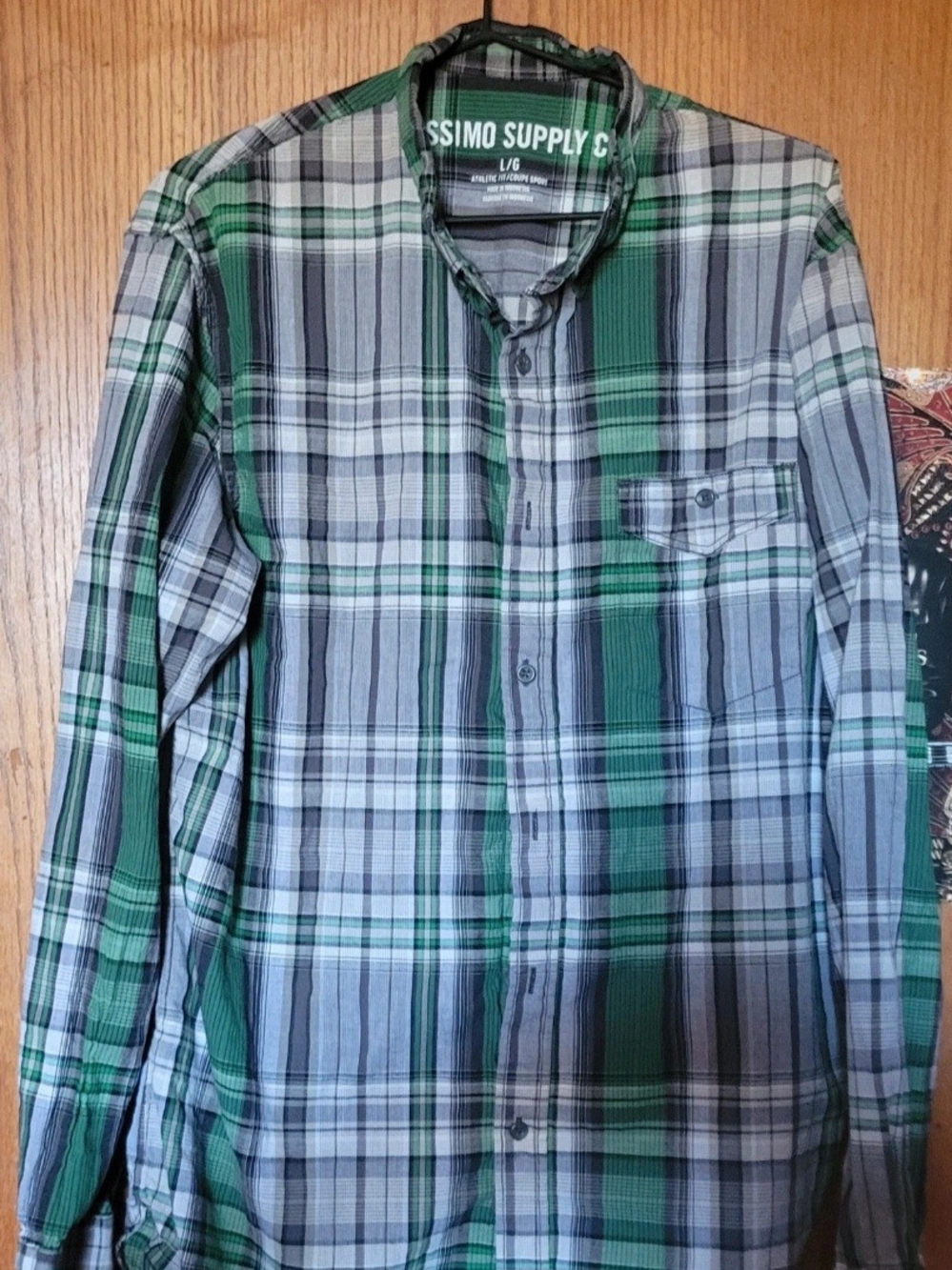 Mossimo Supply Co. Men’s Green Plaid Button-Up Shirt